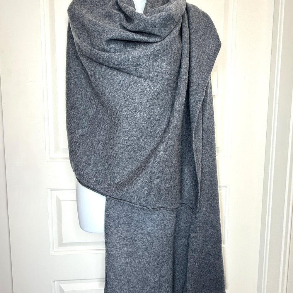 Nordstrom 100% Cashmere Wrap Scarf Gray NWT Luxury Shawl - Picture 10 of 11